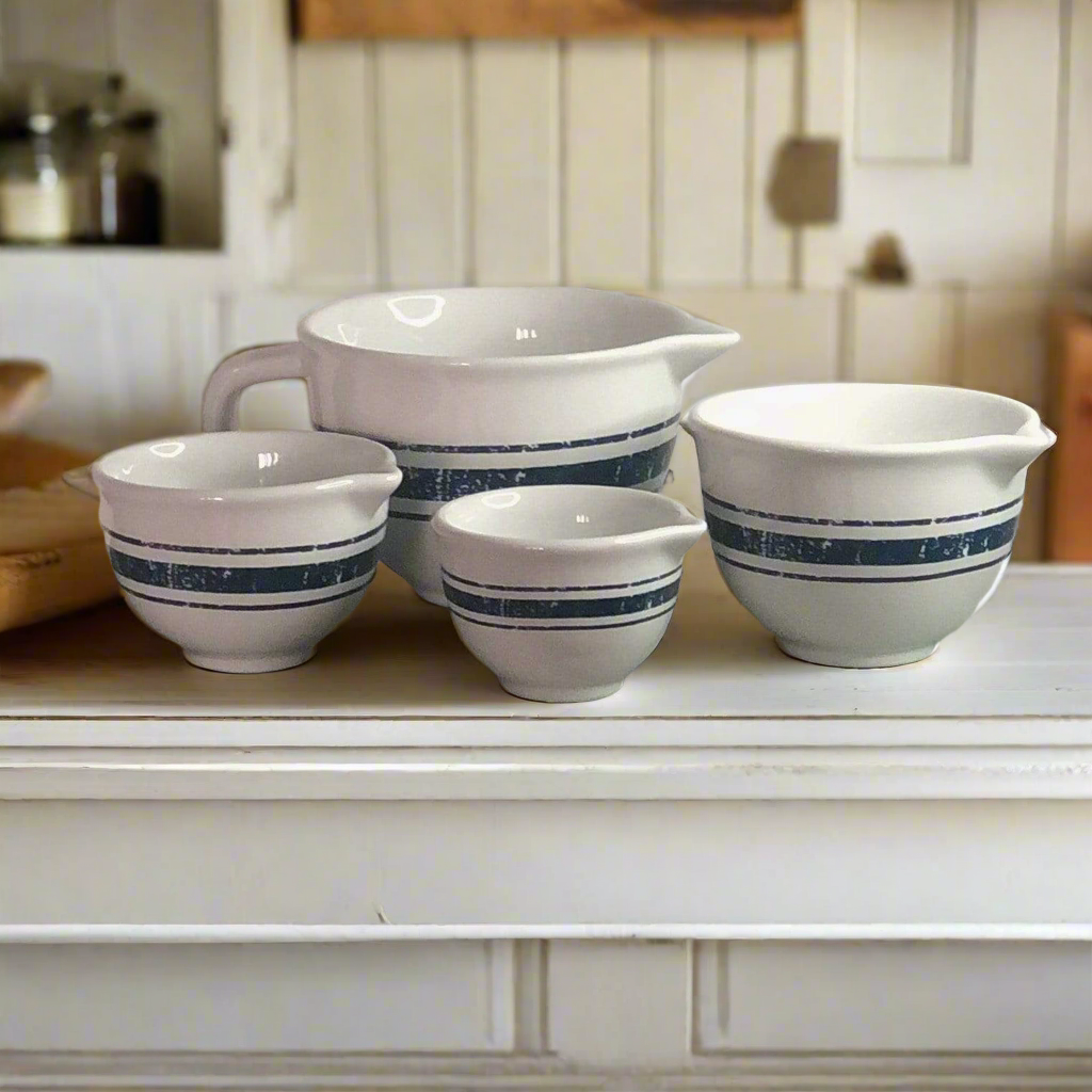 Cottage Farmhouse Measuring Cups