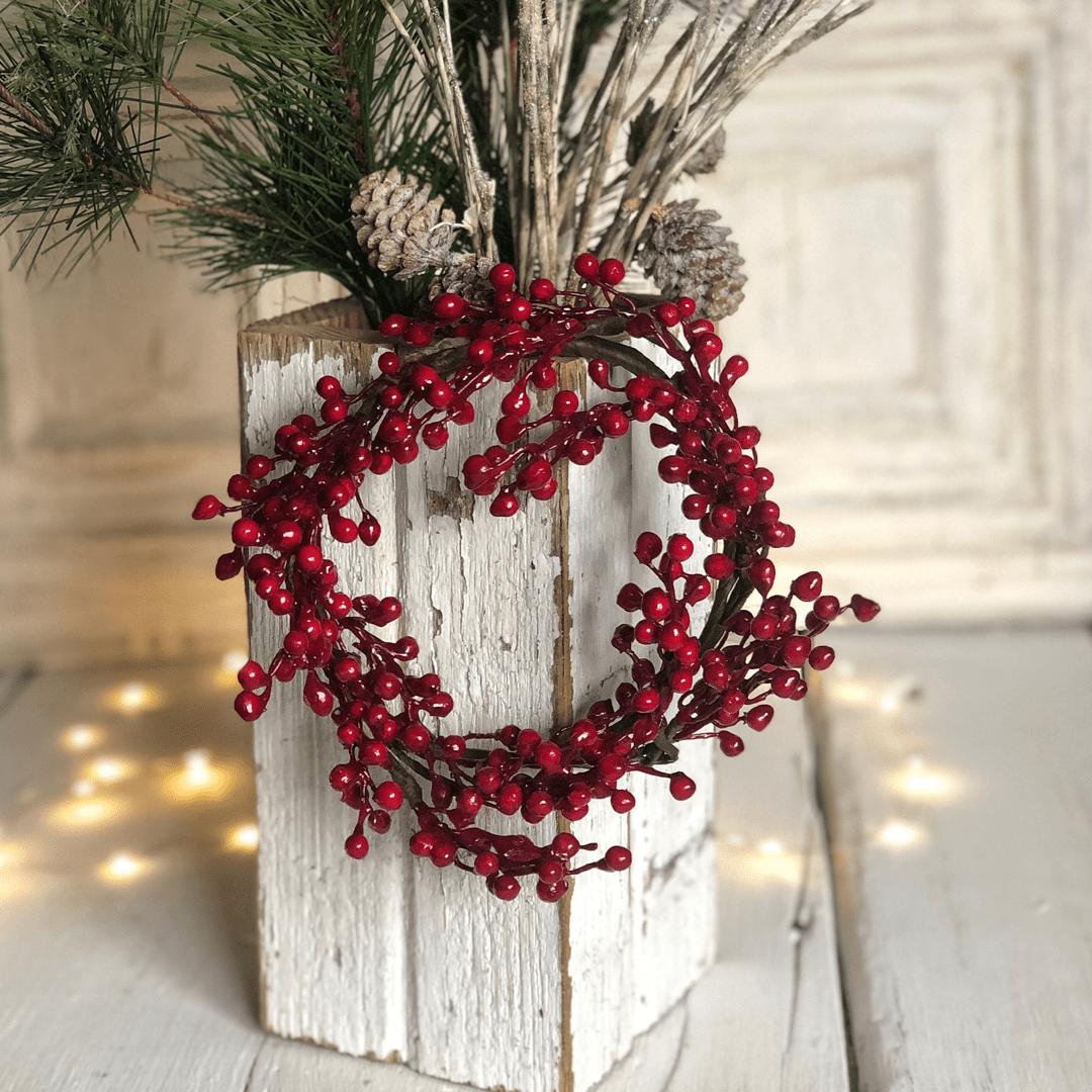 Red Berries Wreath and Candle Ring