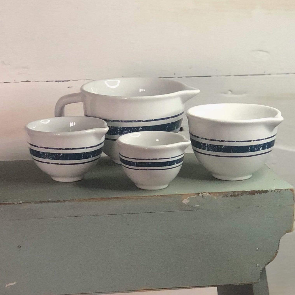 Cottage Farmhouse Measuring Cups